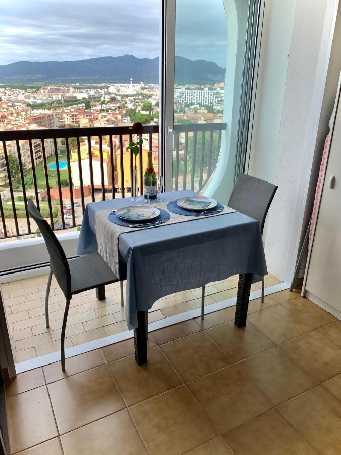 Bay View Empuriabrava 아파트 외부 사진
